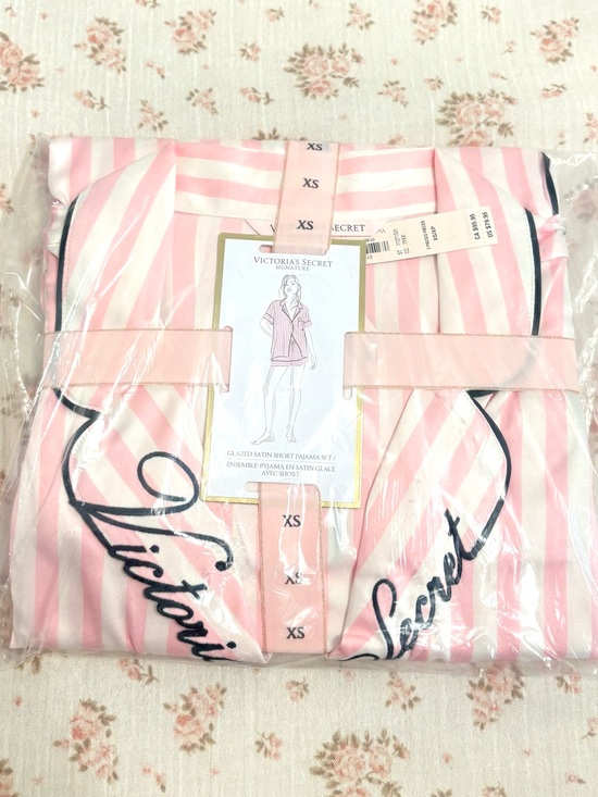 Victoria's Secret Other - NWT Victoria's Secret Glazed Satin Short Pajama Set Pink Iconic Stripe Size XS
